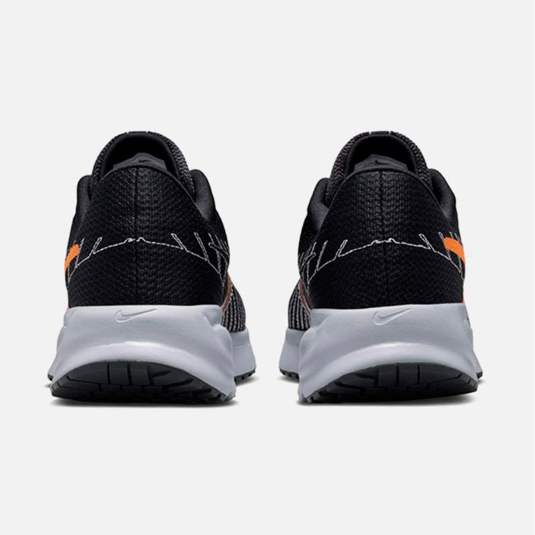 Nike Run Defy Black Sneakers
