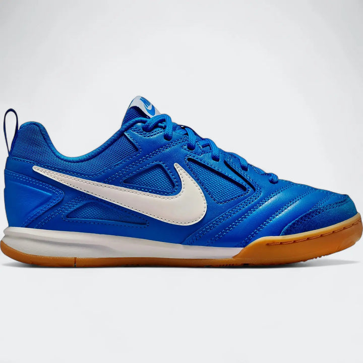 Nike Gato