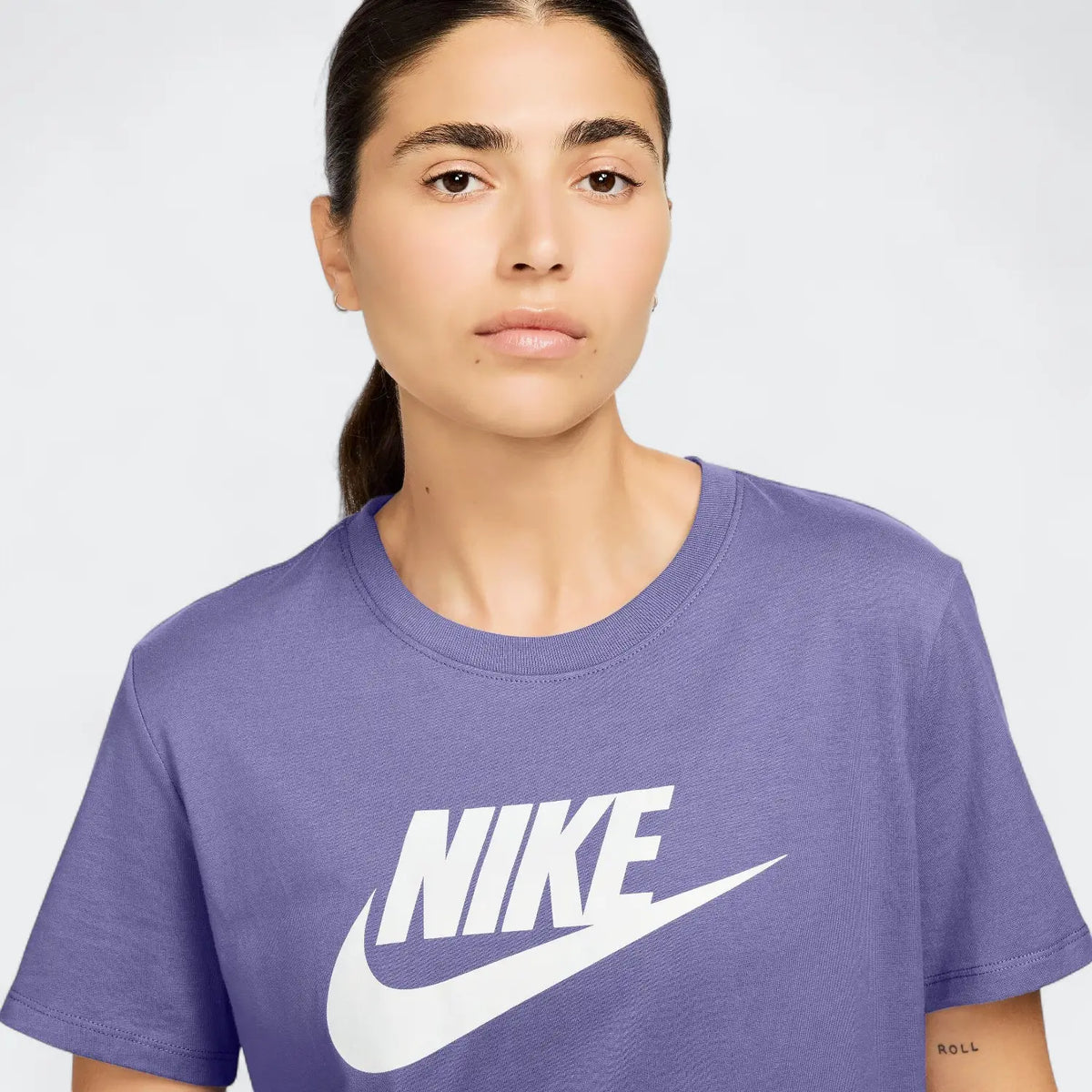 Nike Sportswear Essentials Women's Logo T-Shirt