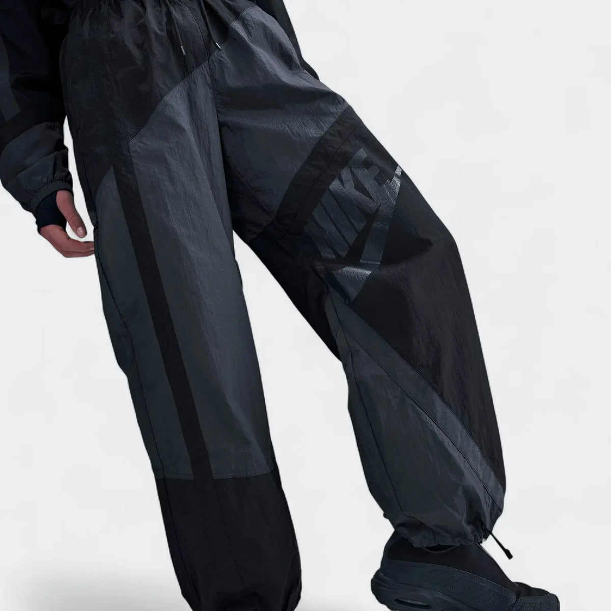 Women's Mid-Rise Loose Woven Open-Hem Pants