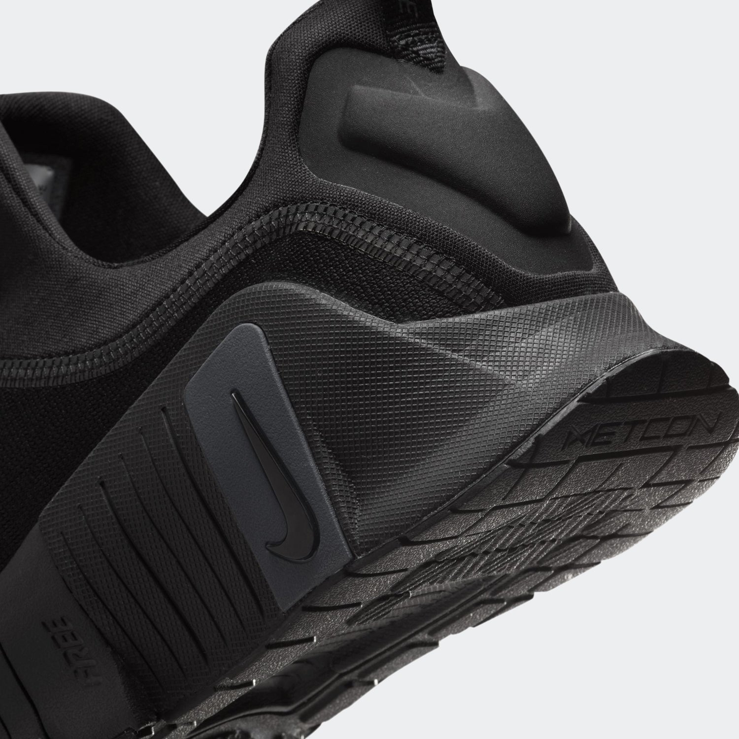 nike metcon sport price