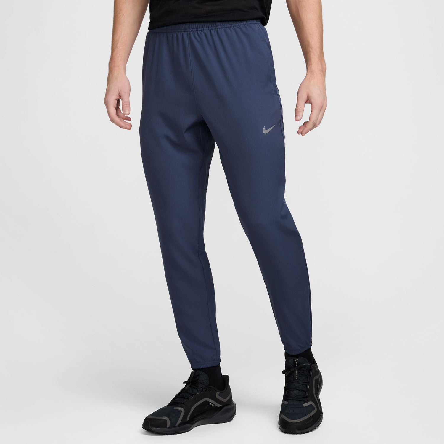 Men's Dri-Fit Woven Running Pants – Rashid Cassim Sports