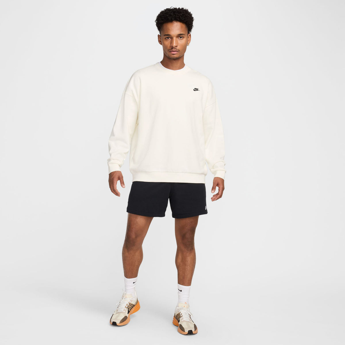 Nike Club Fleece Men's Oversized French Terry Crew