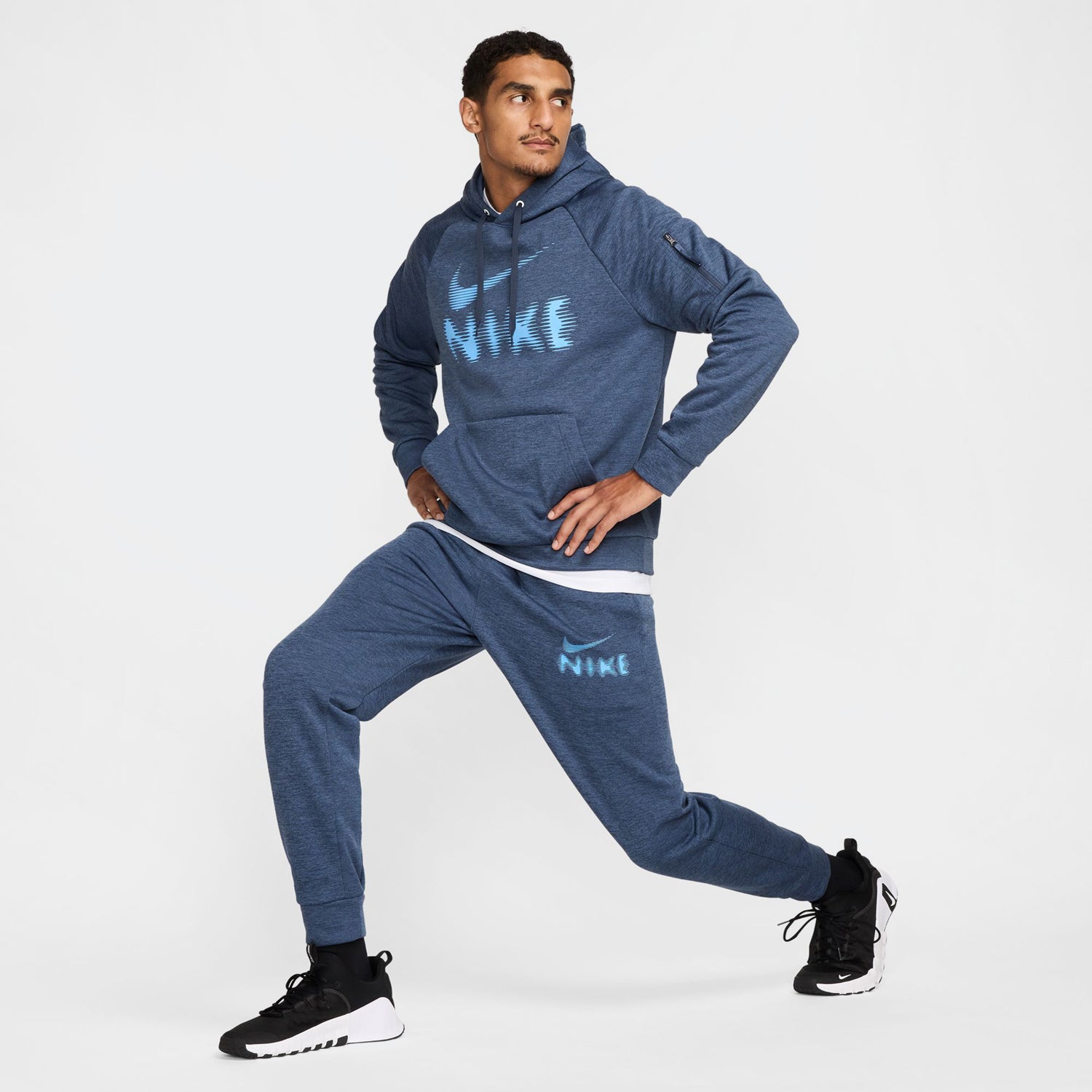 nike thermal sweats