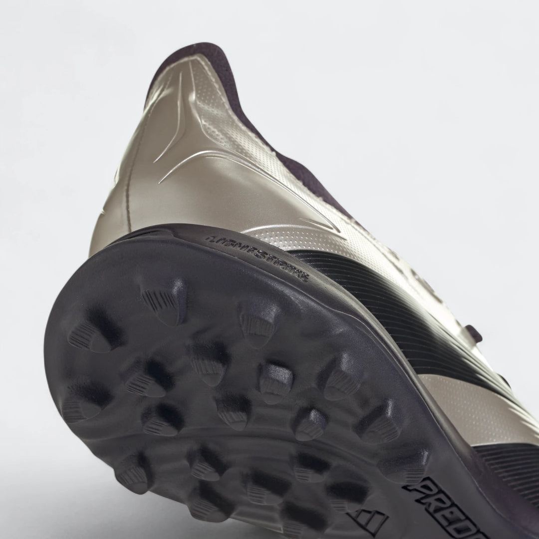Predator League Turf Boots
