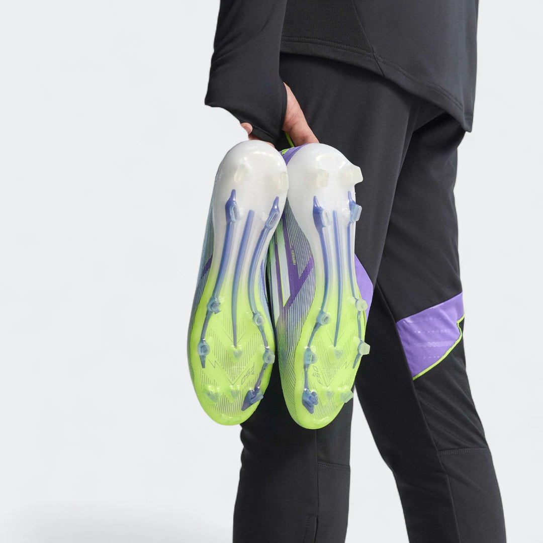 F50 Elite Laceless Firm Ground Boots