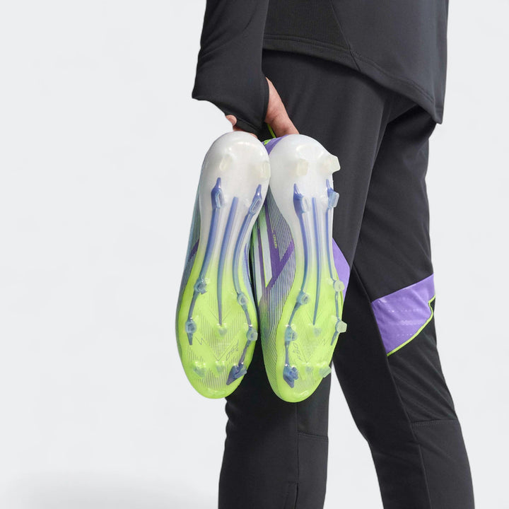 F50 Elite Laceless Firm Ground Boots