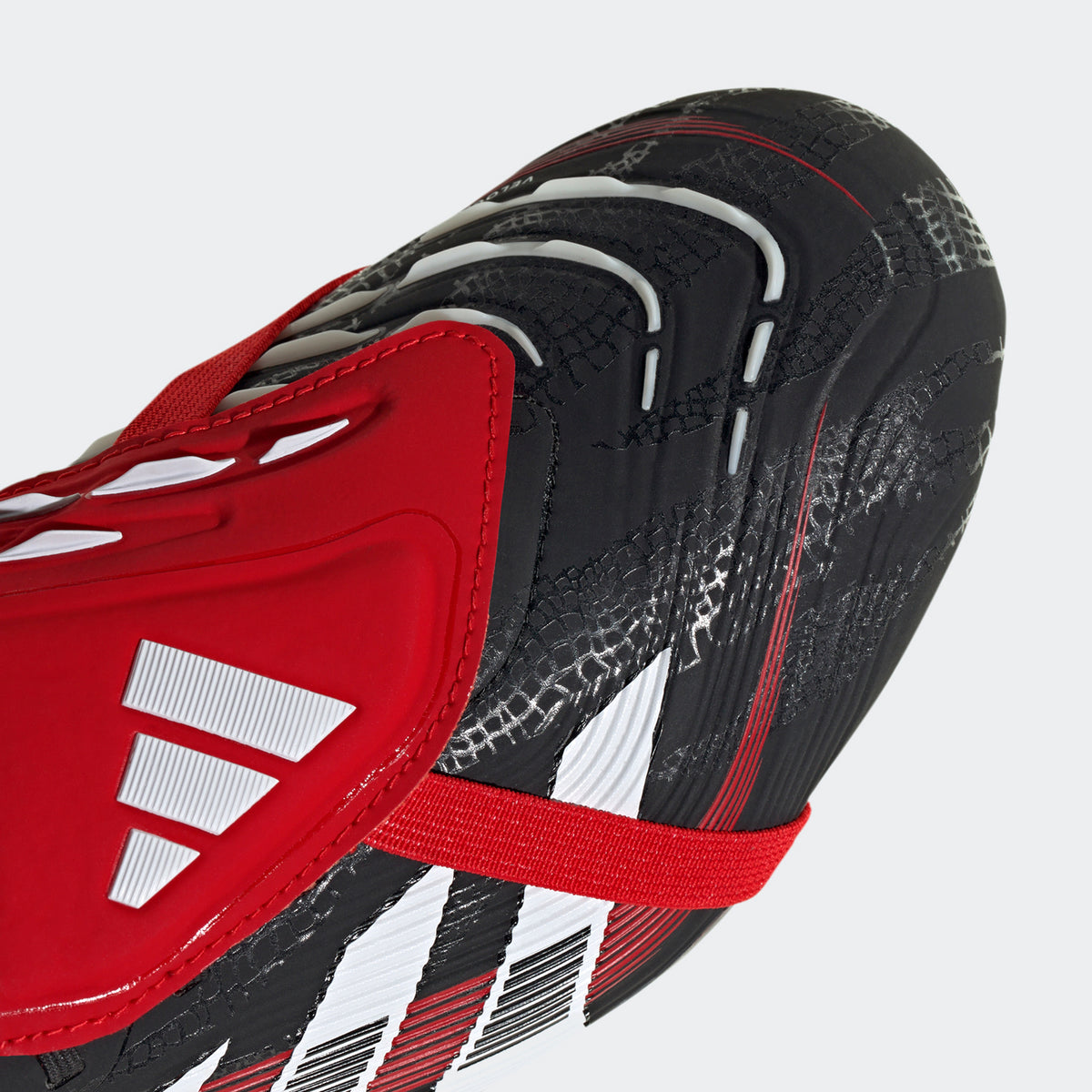 Predator Elite Fold-Over Tongue Firm Ground Bwr Boots