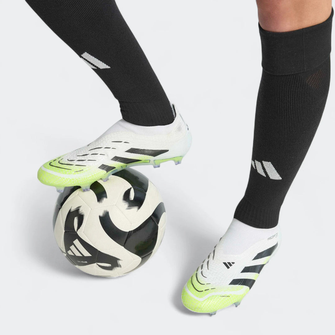 Predator Elite Laceless Firm Ground Boots