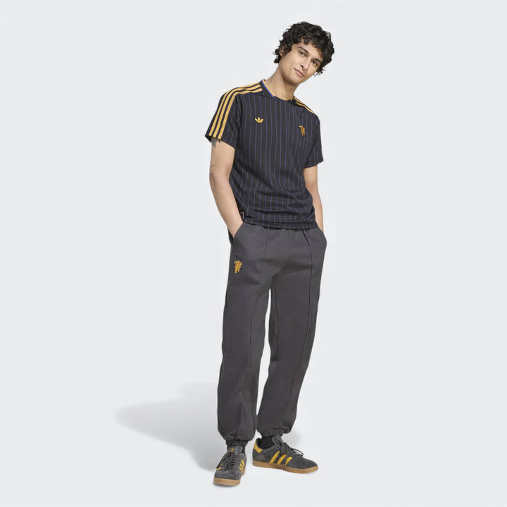 Manchester United Terrace Icons Jersey