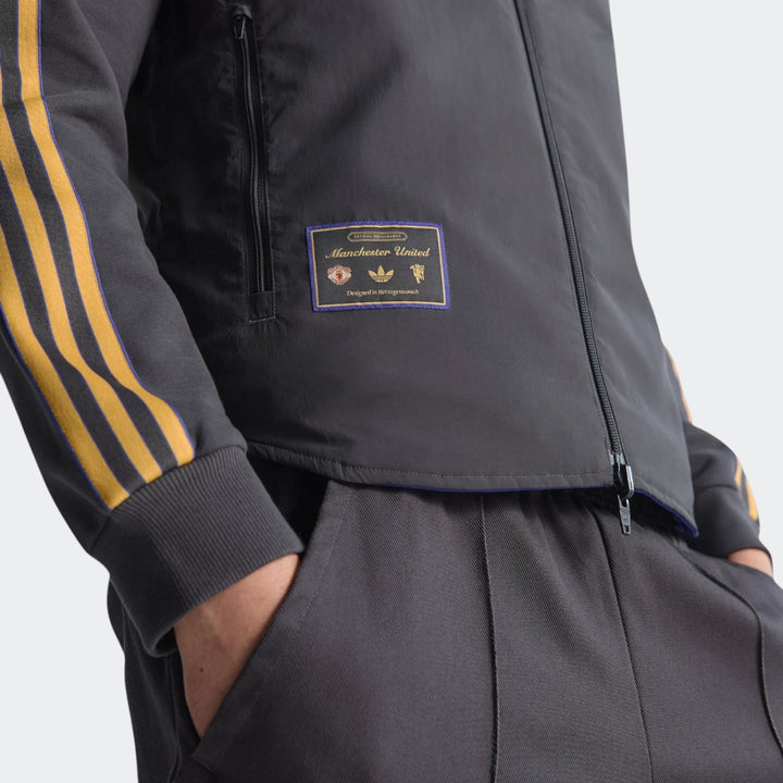 Manchester United Terrace Icons Vest
