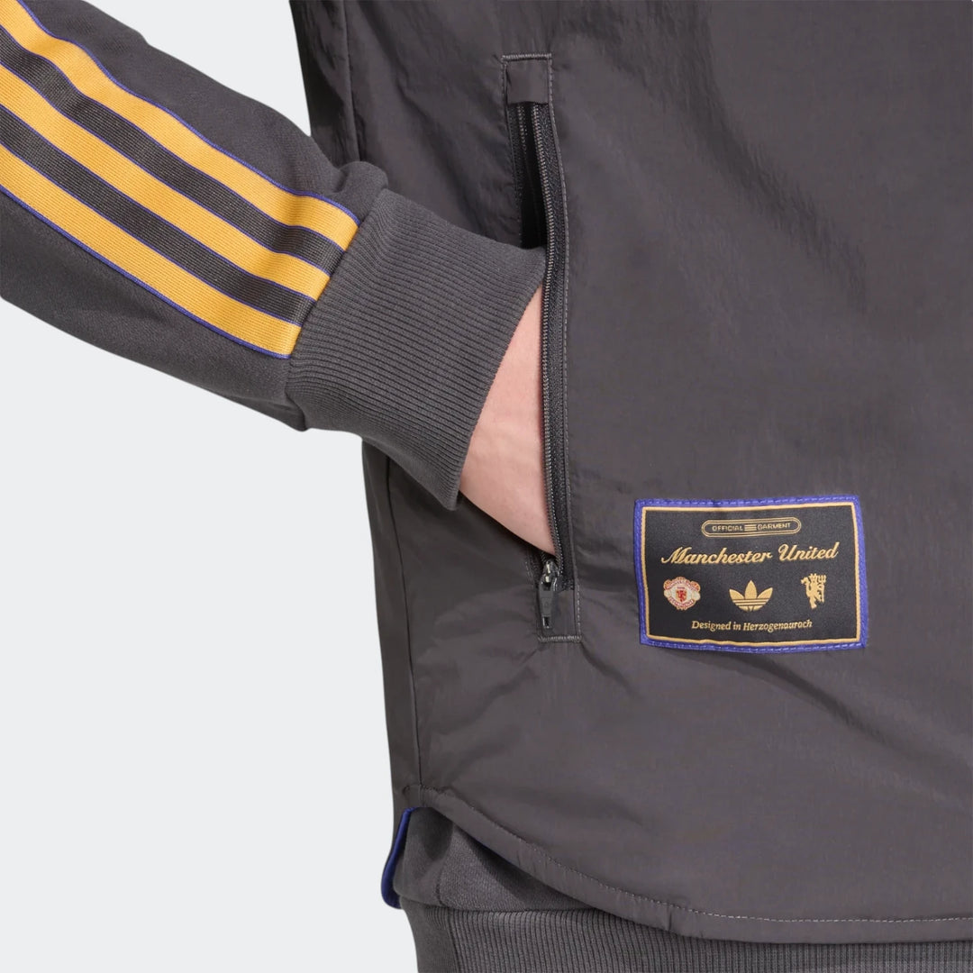 Manchester United Terrace Icons Vest