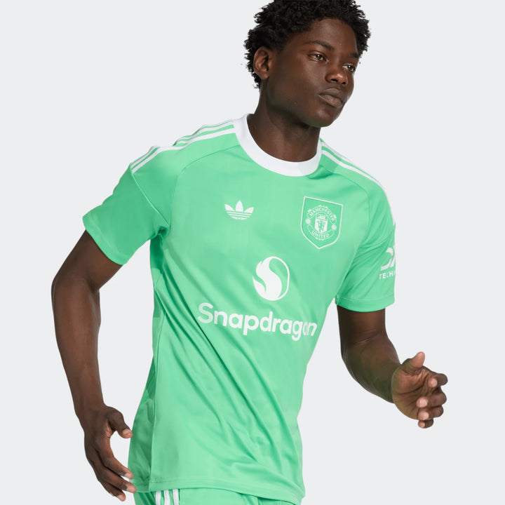 Manchester United 25/26 Third Goalkeeper Jersey