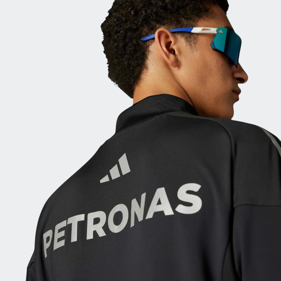 Mercedes - Amg Petronas Formula One Team Mechanics Top