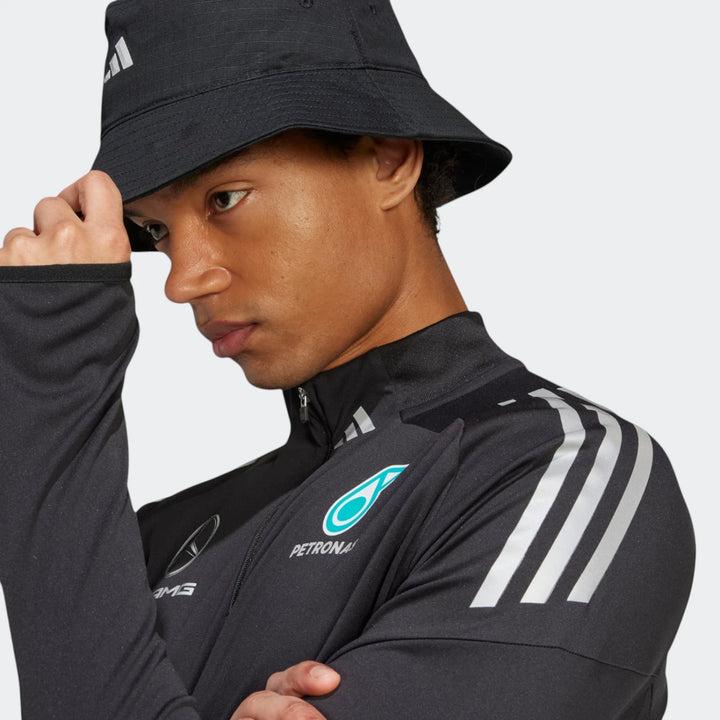 Mercedes - Amg Petronas Formula One Team Mechanics Top
