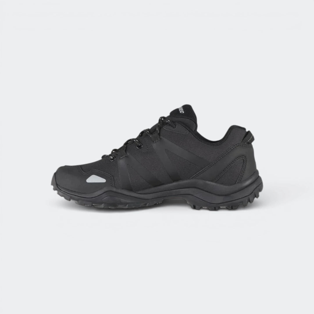 Ares Black Sneakers
