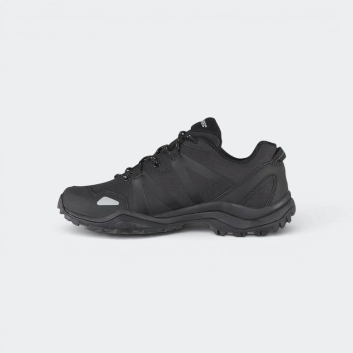 Ares Black Sneakers
