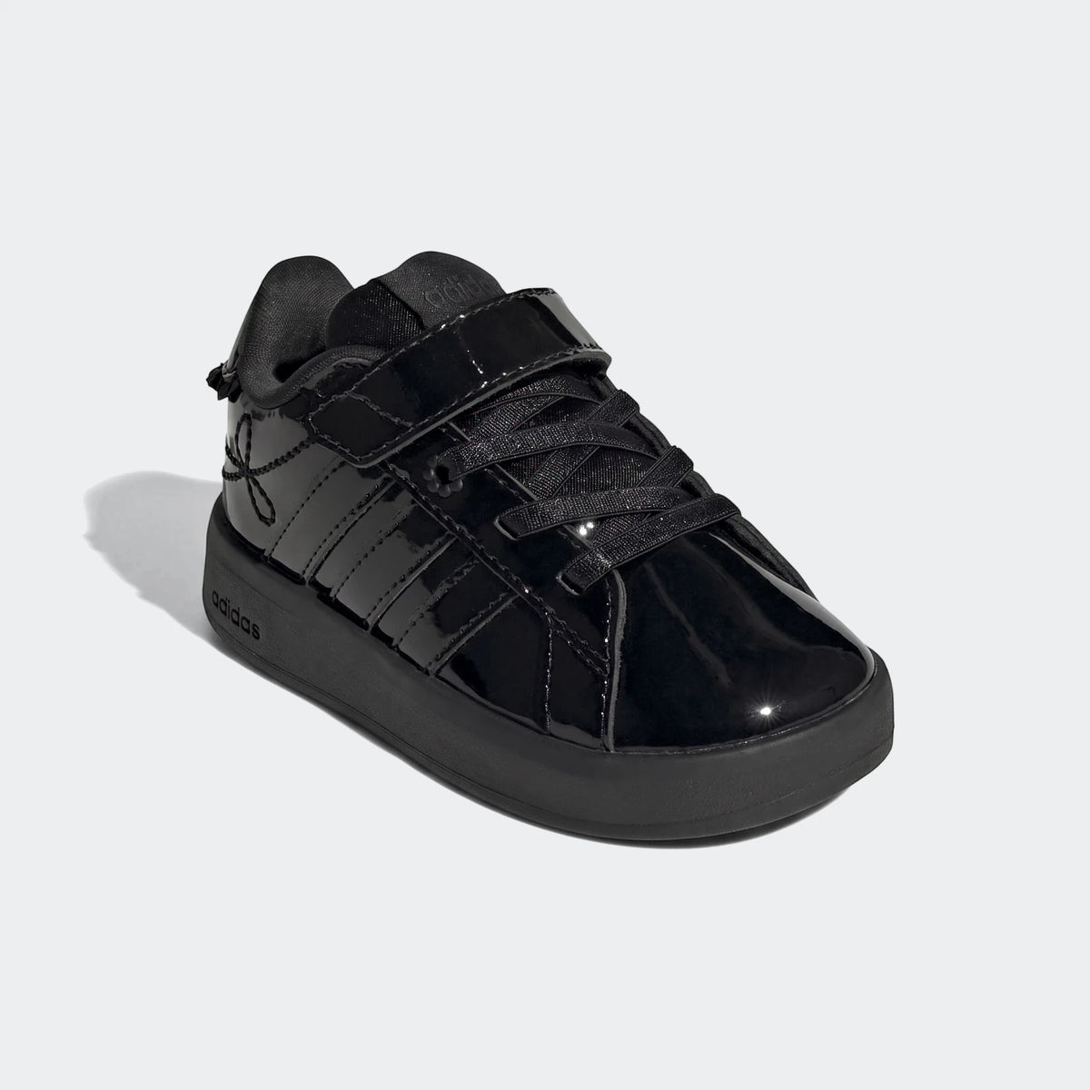 Grand Court 3.0 Infant Girls Shoes in black patent leather, featuring a single velcro strap and Adidas branding.
