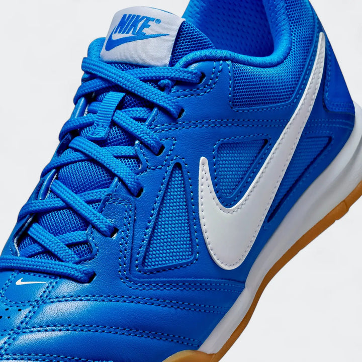 Nike Gato