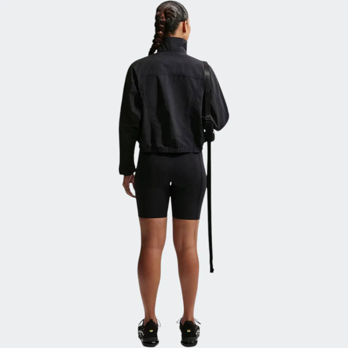 W Nsw Nk Clsc Hr 8In Short Black Shorts