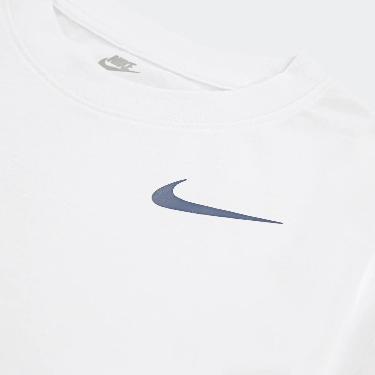 Nike Girls Swoosh Motion Boxy Short Sleeve T-Shirt - White