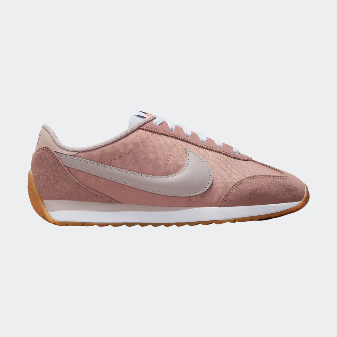 W Nike Pacific Red Sneakers