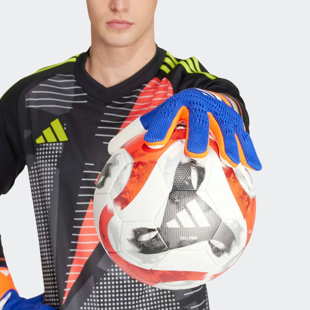 Predator Pro Goalkeeper Gloves