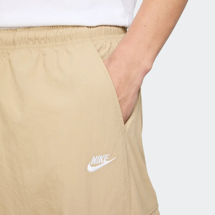 Nike Club Men's Woven Cargo Pants