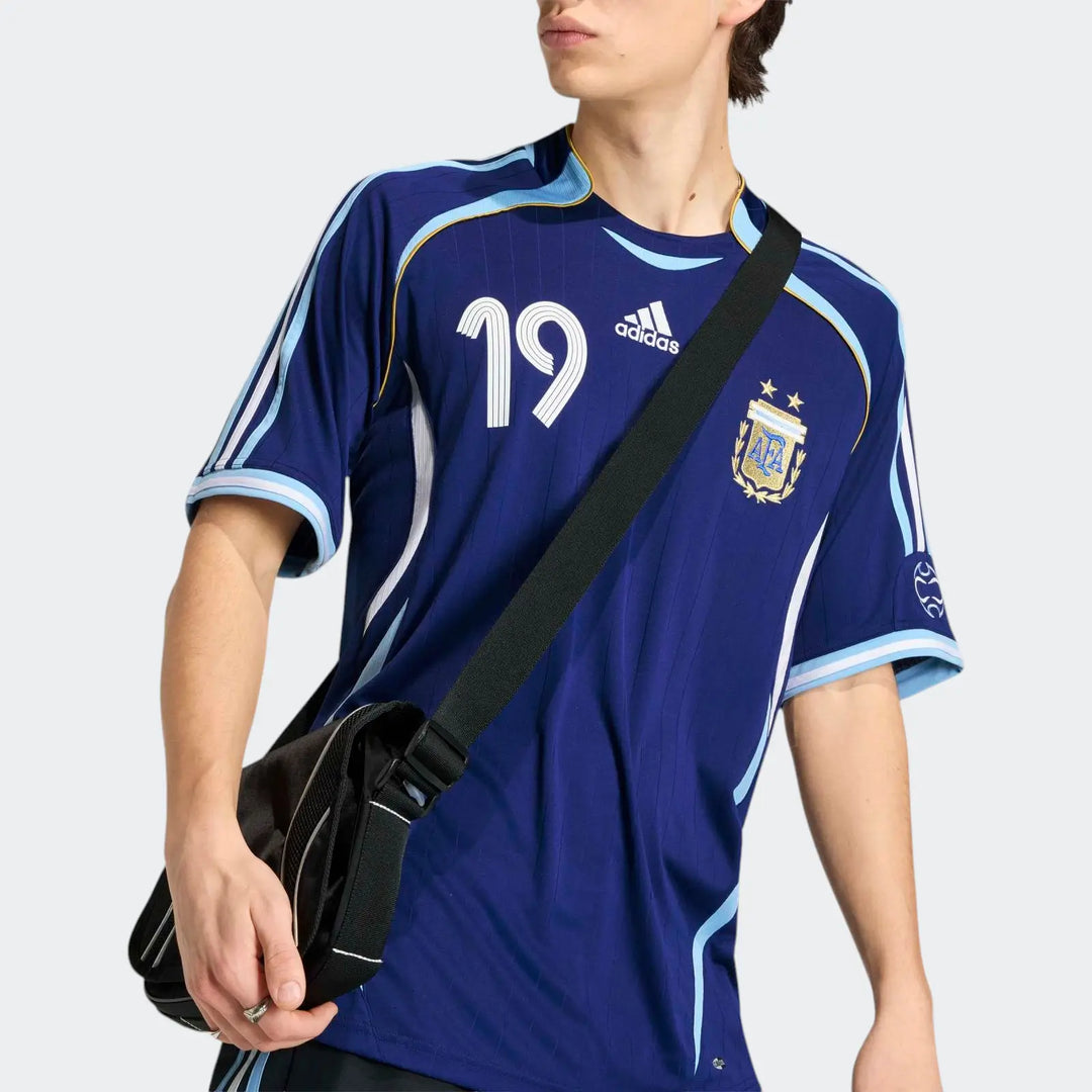Argentina Away Jersey 2006 Messi