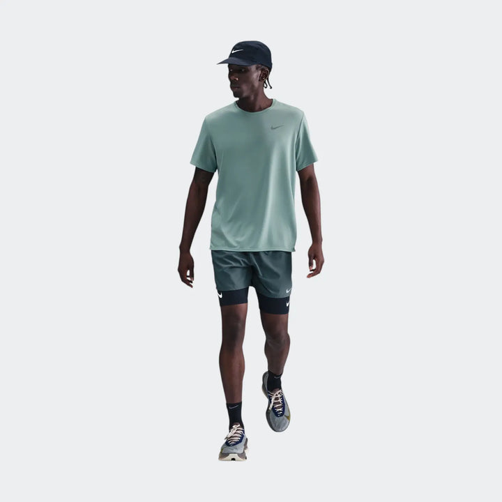 M Nk Df Uv Miler Ss Tee Green T-Shirts