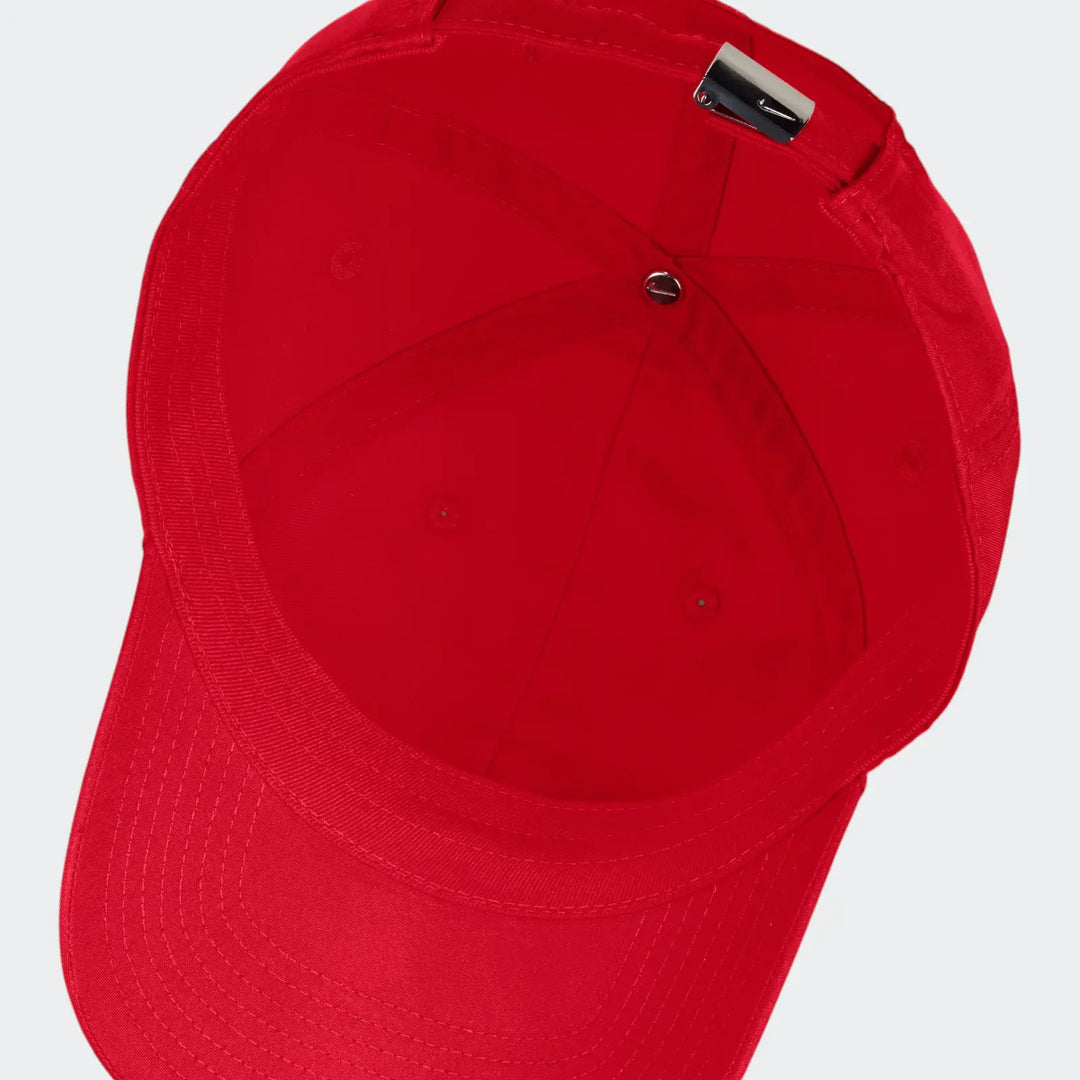 Nike Dri-Fit Club Unstructured Metal Swoosh Cap