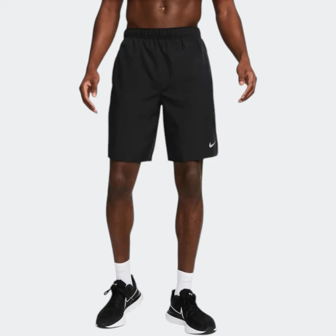 M Nk Df Challenger 9Ul Short Black Shorts