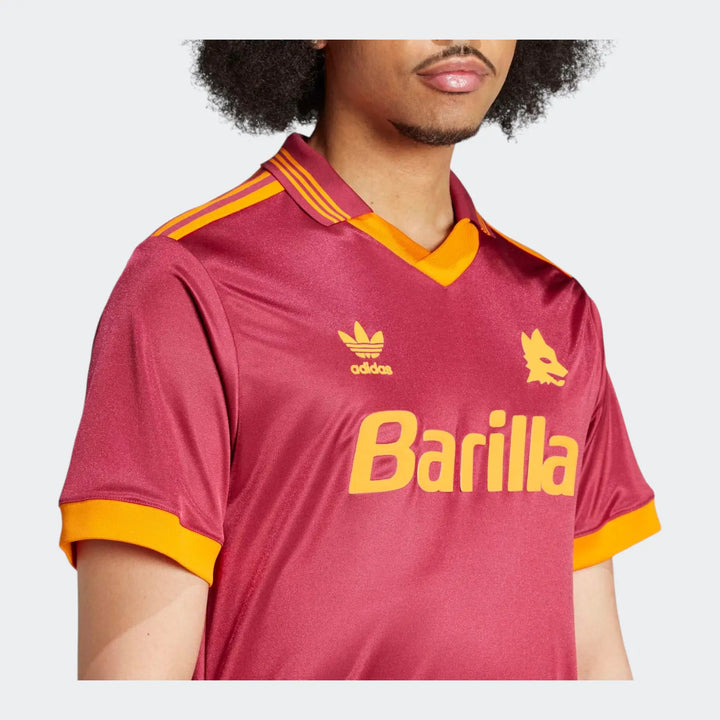 As Roma Bring Back 1993 Jersey