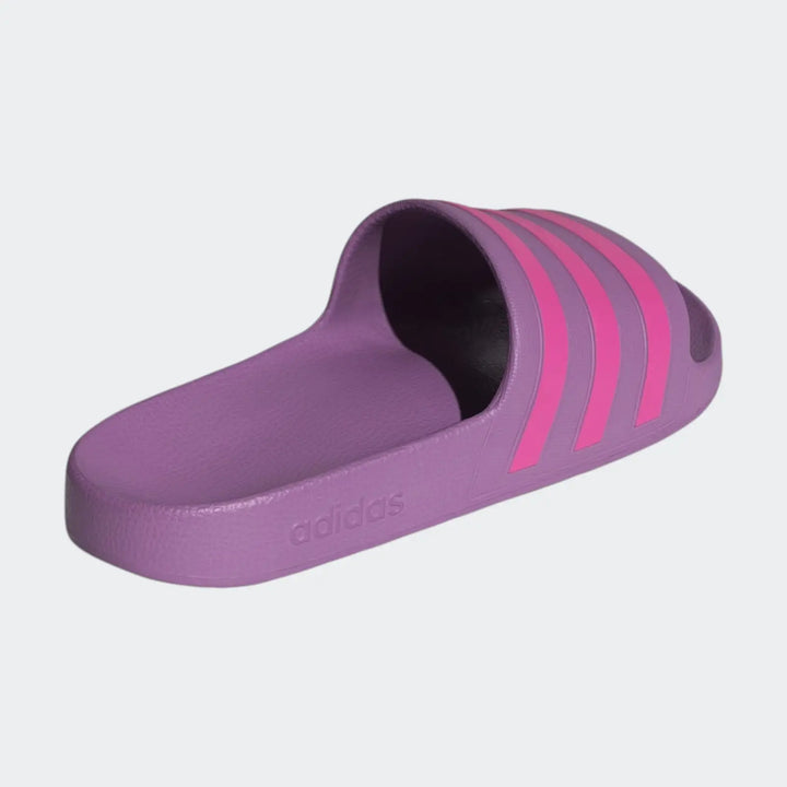 Adilette Aqua Slides