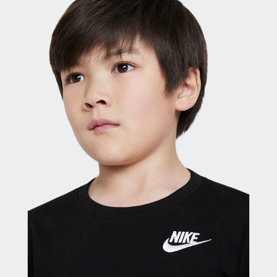 Nkn Nsw Embroid Futura Tee Black T-Shirts