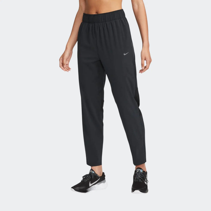 W Nk Fast Df Mr 7/8 Pants Black Pants