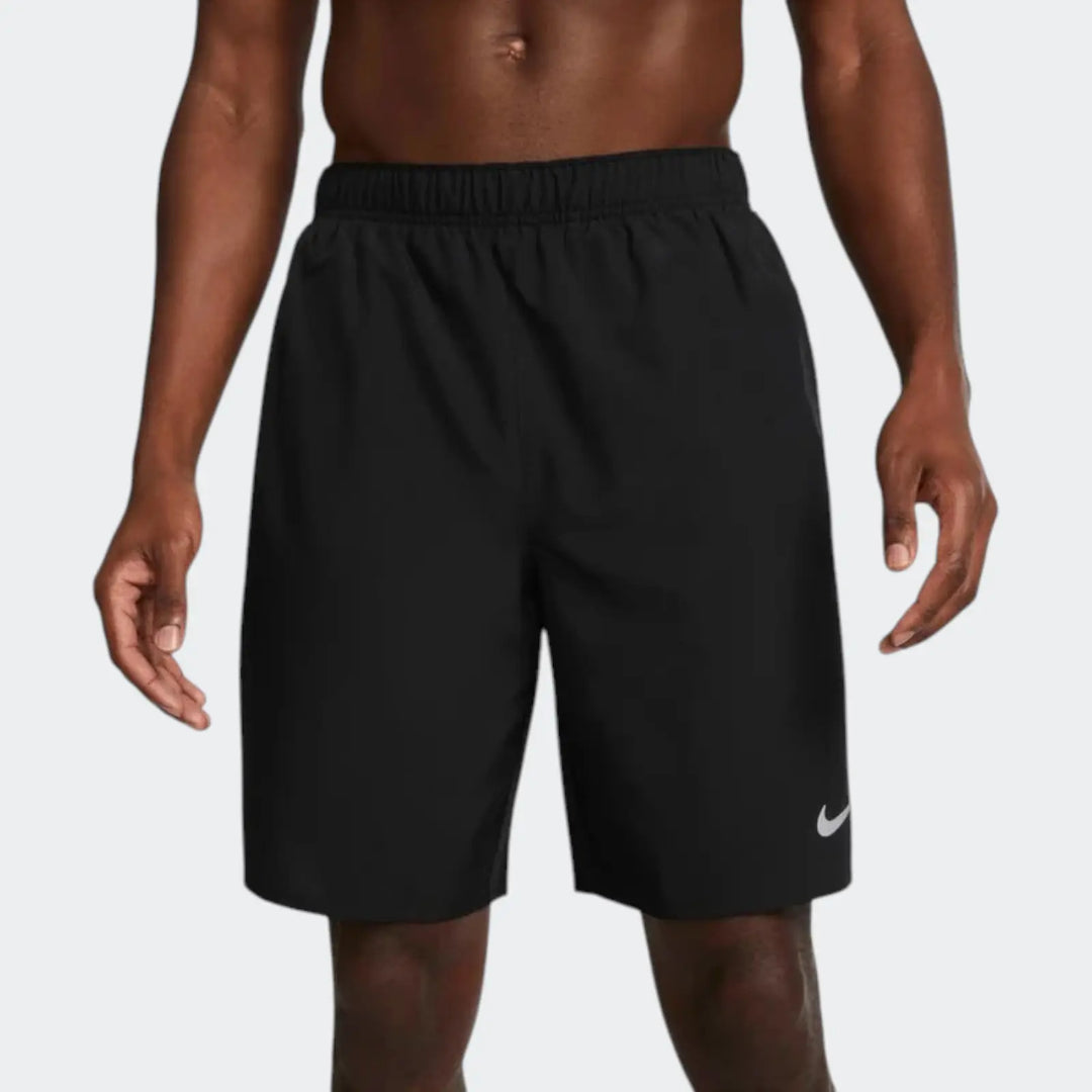M Nk Df Challenger 9Ul Short Black Shorts