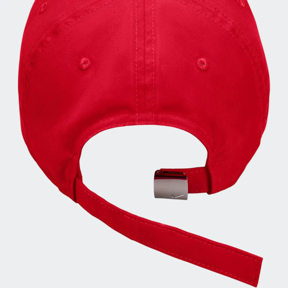 Nike Dri-Fit Club Unstructured Metal Swoosh Cap