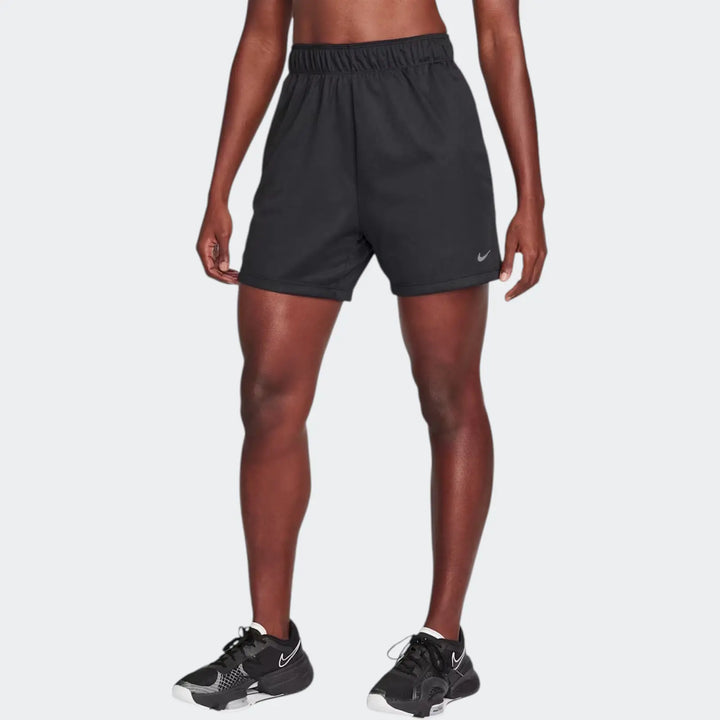 W Nk Attack Df Mr 5In Short Black Shorts