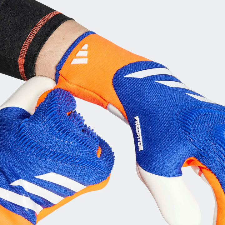 Predator Pro Goalkeeper Gloves