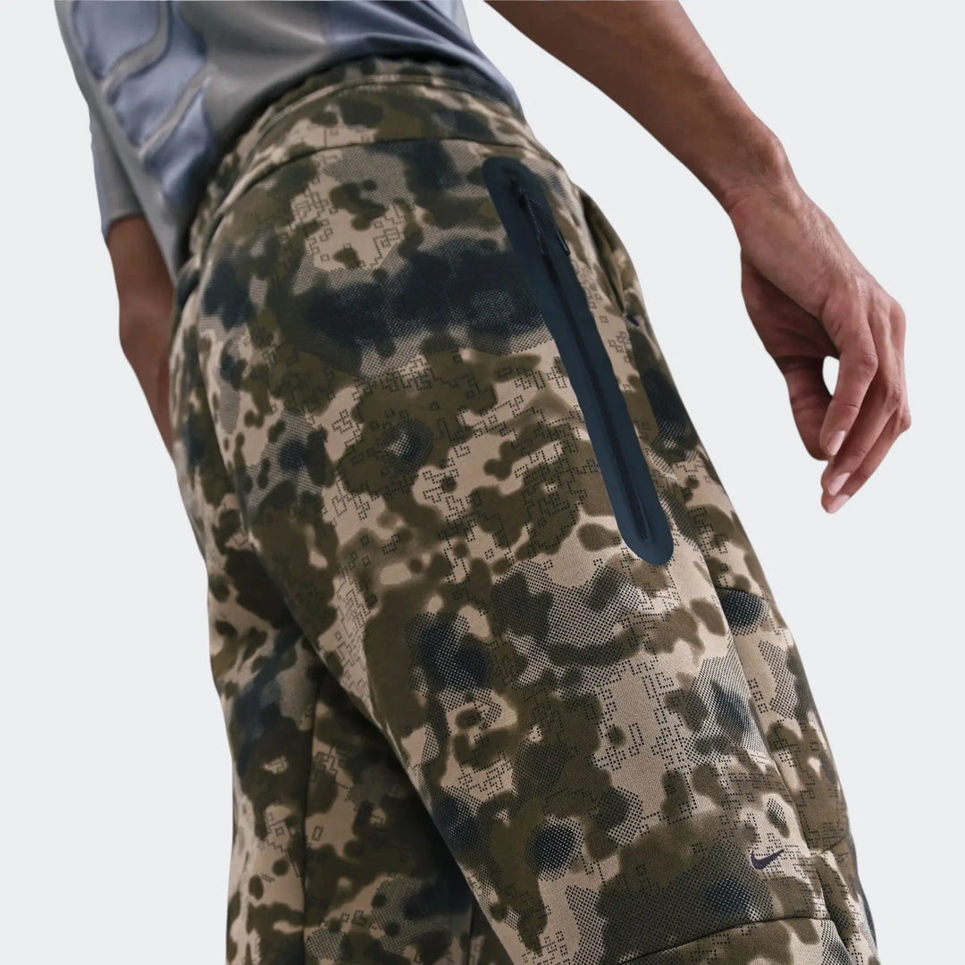 Nike Tech Men'S Open-Hem Fleece Camo Pants