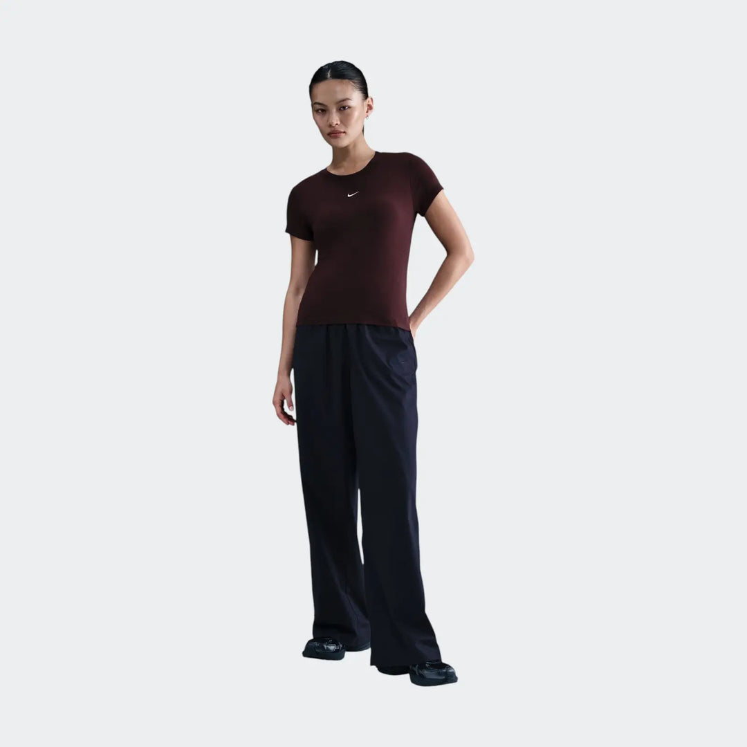 W Nsw Nk Chll Knt Md Crop Red T-Shirts