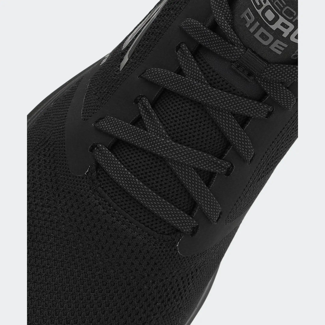 Go Run Ride 8 Black Sneakers