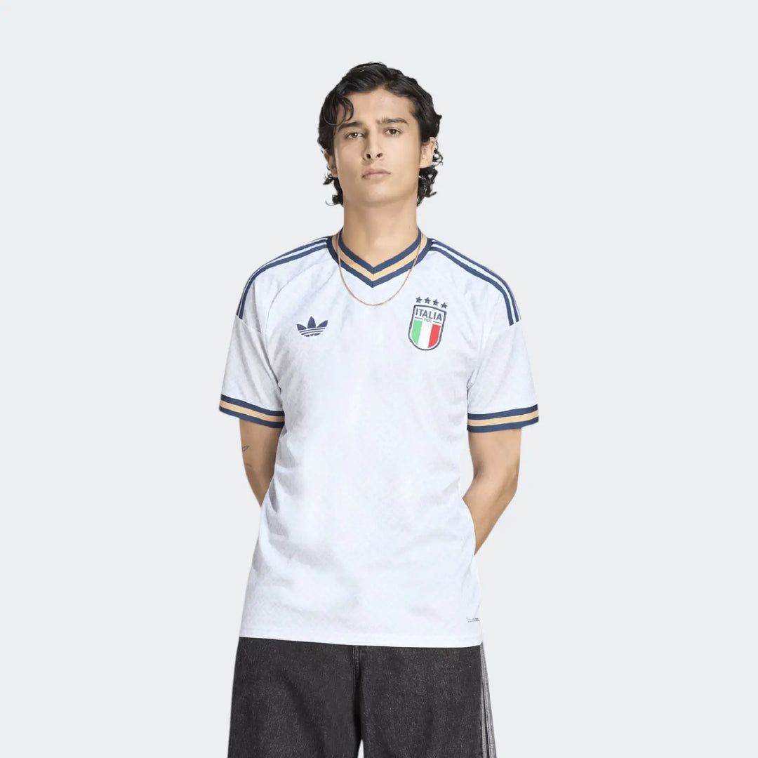 Italy 26 Away Jersey