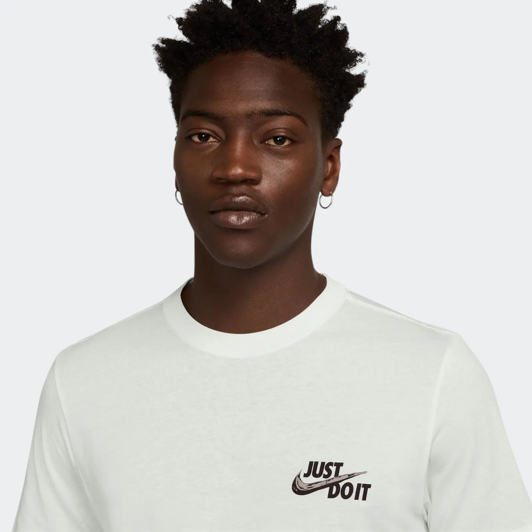 Nike Short Sleeve Summit White T-Shirt