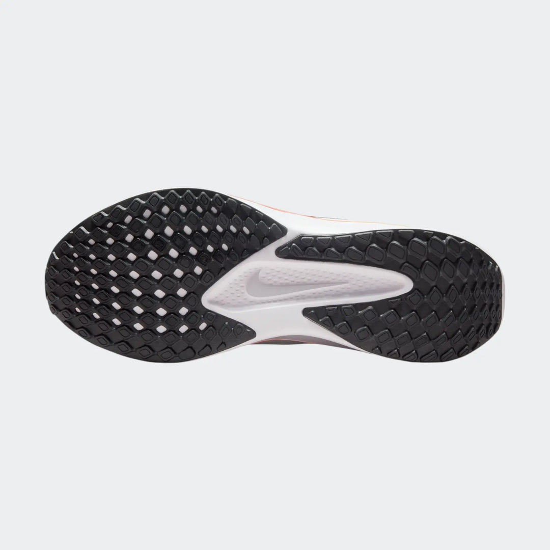 Nike Quest 6 White Sneakers