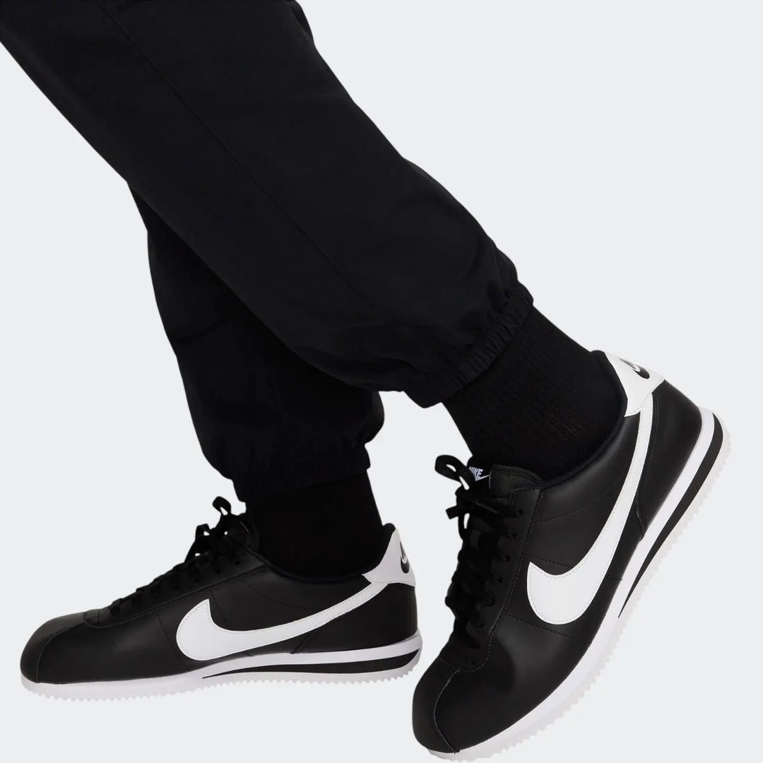 Nike Club Men's Woven Cargo Pants