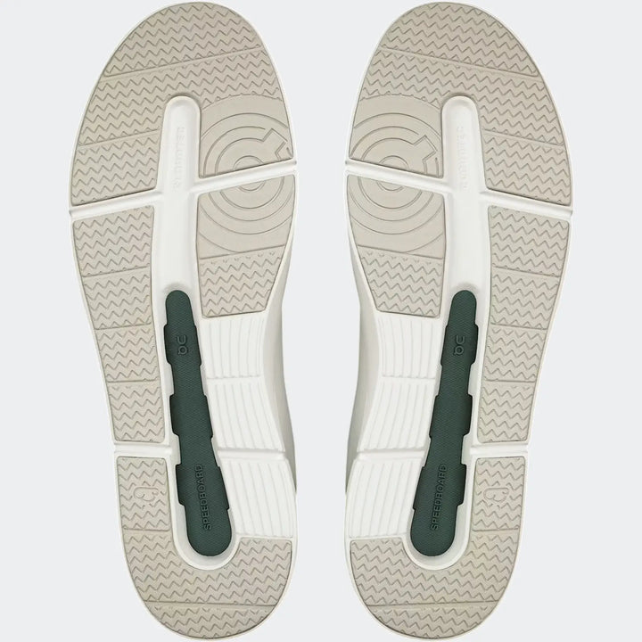 The Roger Advantage White Sneakers