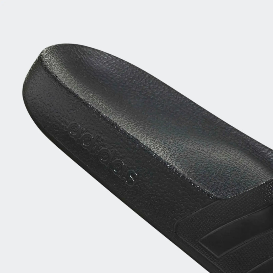 Adilette Aqua Slides