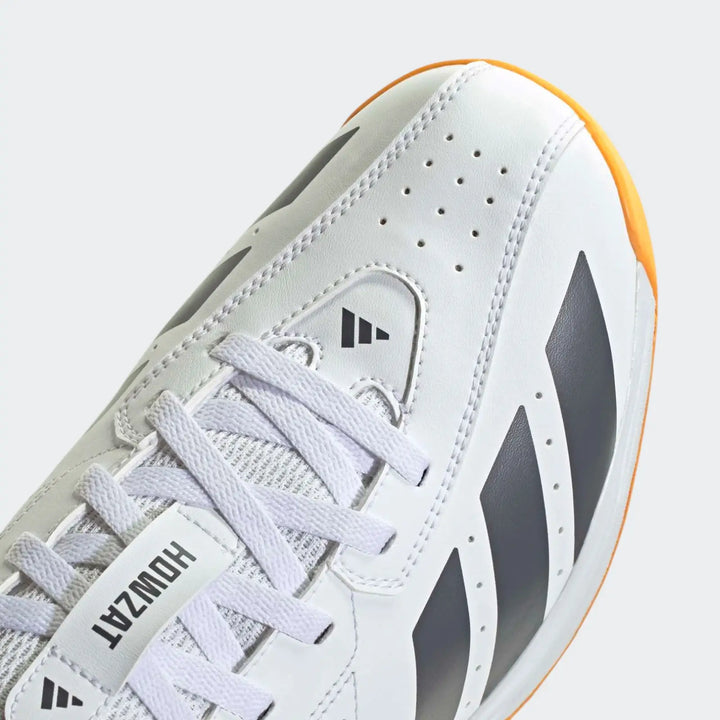 Howzat Spike Trainers